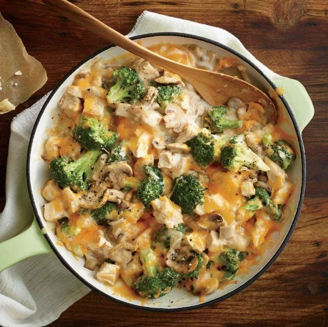 Chicken Divan Broccoli Casserole 3 Chicken Divan Broccoli Casserole topped with cheese and breadcrumbs