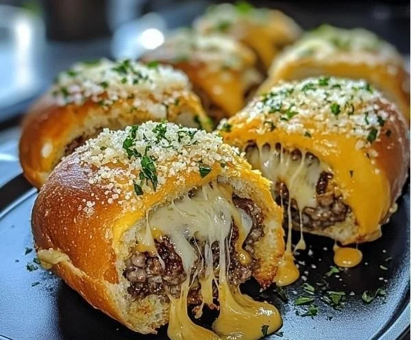 Garlic Parmesan Cheeseburger Bombs