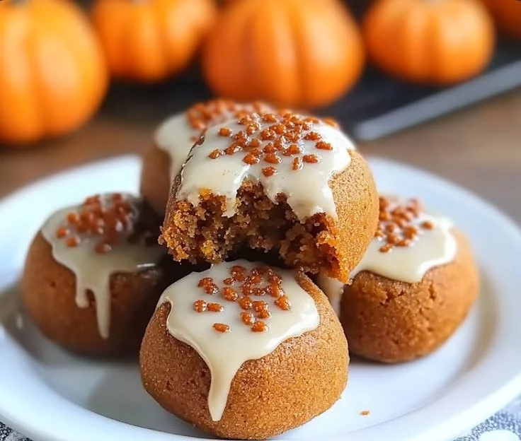 Pumpkin Pie Energy Bites 3 Homemade pumpkin pie energy bites made with nutritious ingredients