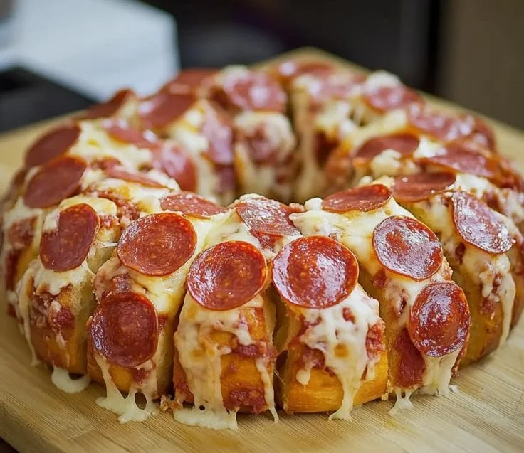 Irresistible Pepperoni Pizza Monkey Bread