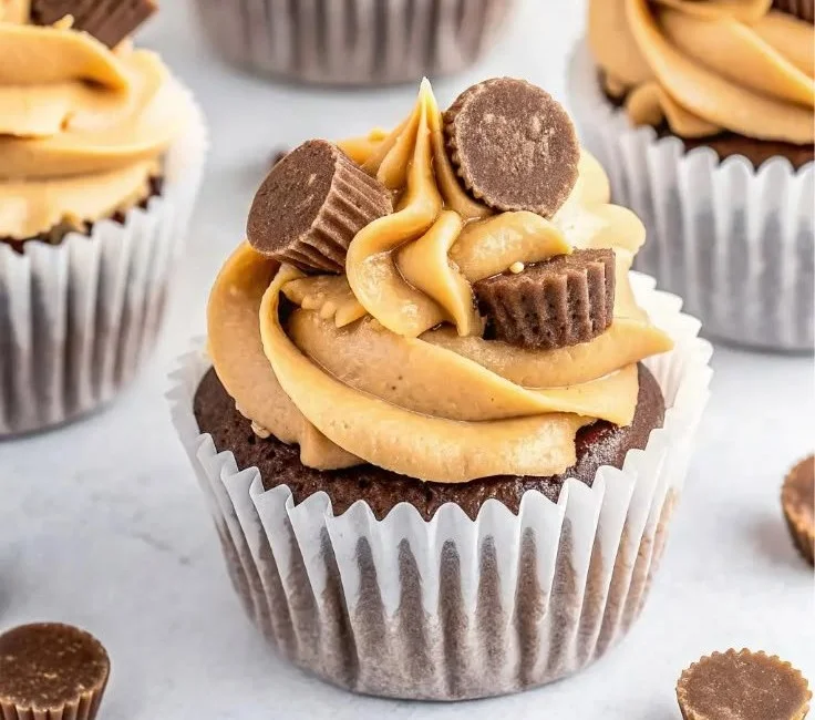 Reese’s Peanut Butter Brownie Cupcakes 4 Reese’s Peanut Butter Brownie Cupcakes