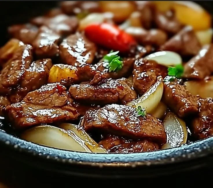 Sizzling Chinese Pepper Steak with Onions: A Flavor Sensation